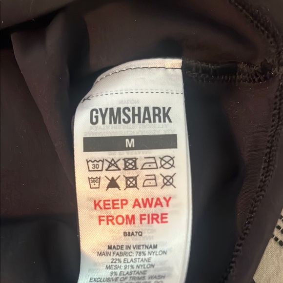 Gymshark Black Athletic Wear - Picture 2 of 2